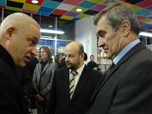 А. Герасименко на открытии очередного белорусского торгового центра в Риге. 01.12.2009.