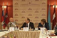 Мэр Москвы Лужков в Риге встретился с соотечественниками