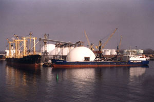 100114_port_riga.jpg