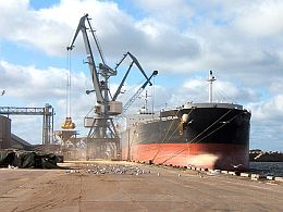 121010_liepaj_port.jpg