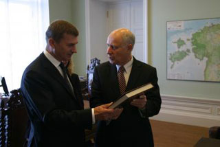 Andrus Ansip and Michael Eitan. Tallinn, 31.08.2010. 