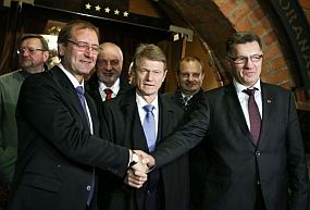 Viktor Uspaskikh, Rolandas Paksas and Algirdas Butkevicius.