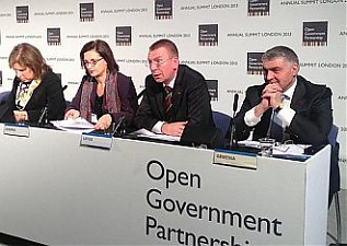Edgars Rinkevics at the Open Government Partnership Summit in London. Photo: flickr.com