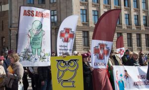 160502_1maj_profsojuz_lv.jpg