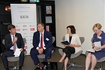 190621_amcham.JPG
