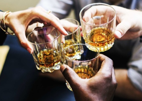 231120_alkogol.jpg