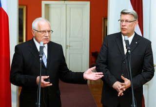 Vaclav Klaus and Valdis Zatlers. Riga, 20.05.2010.