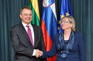 Egidijus Meilunas and Dragoljuba Bencina. Ljubljana, 7.04.2011. Photo: urm.lt