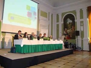 At the business lunch «Languages mean business» in Warsaw. 29.09.2011.