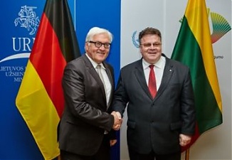 Frank-Walter Steinmeier and Linas Linkevicius. Vilnius, 16.04.2015. Photo: urm.lt 