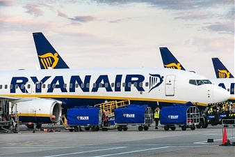 211220_ryanair_lond.jpg