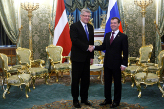 Valdis Zatlers and Dmitry Medvedev. Moscow, 20.12.2010. 