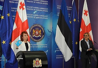 Keit Pentus-Rosimannus and Tamar Beruchashvili. Photo: flickr.com