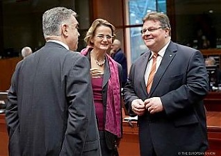 131120_linkev_bruss_sovet_es2.jpg