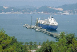 100730_Panigaglia_LNG.jpg