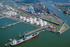151002_ventspils_nafta.jpg