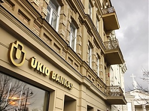 091028_ukio_bankas.jpg