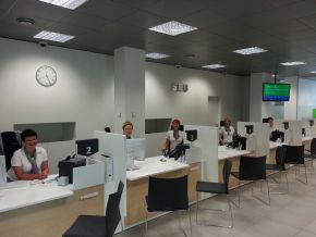 170721_bank.jpg