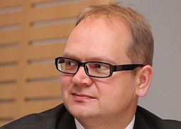 Lauri Bambus.