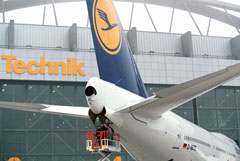 100723_lufthansa_technik.jpg