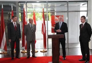 The meeting at the Canadian Embassy in Riga, 31.08.2011. Photo: flickr.com