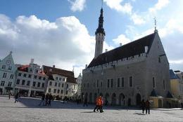 111018_tall_turisti.jpg