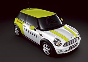 111212_BT_Mini_Cooper_airb.jpg