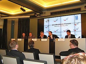 Focus on essential things 