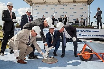 The ceremony of burying a capsule of Intermodal Terminal in Vaidotai. Photo: vilnius.lt