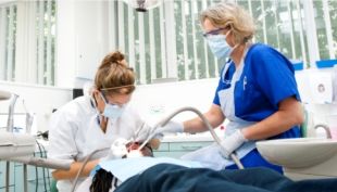 150925_nhs_dental.jpg
