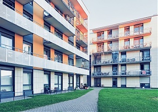 190409_apartmentLT.jpg