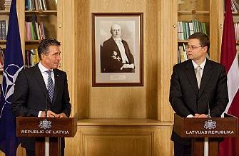 Anders Fogh Rasmussen and Valdis Dombrovskis. Riga, 6.11.2013. Photo: flickr.com 