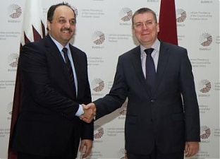 Khalid bin Mohammad Al Attiyah and Edgars Rinkevics. Riga, 23.01.2015. Photo: flickr.com