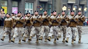 150213_armija_lv.jpg