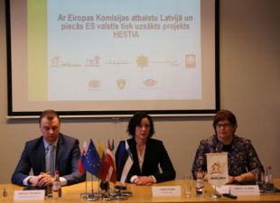 150708_hestia.jpg