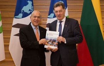 Angel Gurria and Algirdas Butkevicius. Vilnius, 15.03.2016. Photo: lrv.lt
