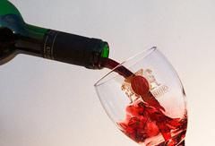 100518_vino_bokal.jpg
