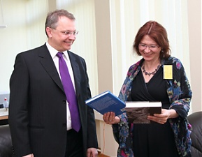 Egidijus Meilunas and Malgorzata Czyzewska, 20.05.2011. Photo: urm.lt