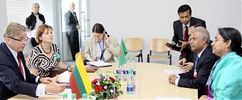 110705_litva_banglad.jpg