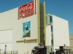 130313_cocacol_plaza_cinem_forum.jpg