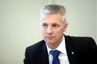 190805_pabriks.jpg