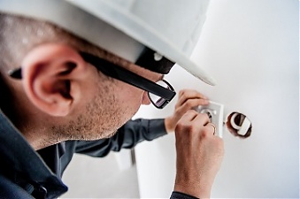 180813_builder.jpg
