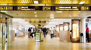 100722_tallinn_airp_in.jpg