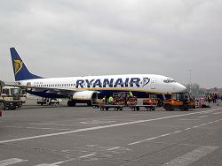 100819_ryanair.jpg