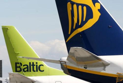 110314_airb_ryanair.jpg