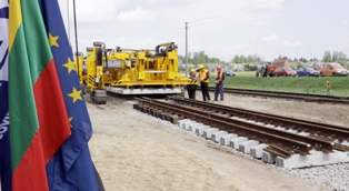 110715_rail_balt_es_lt.jpg