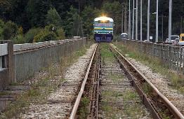 111216_LivoniaRailService.jpg