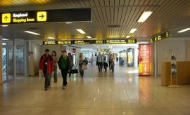 120302_tallinn_airp_in.jpg