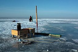 130117_peipsi_zima_ribak.jpg