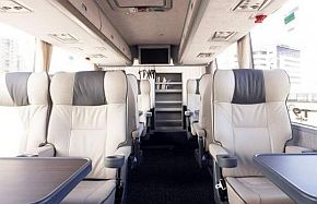 130327_hansabuss_business.jpg